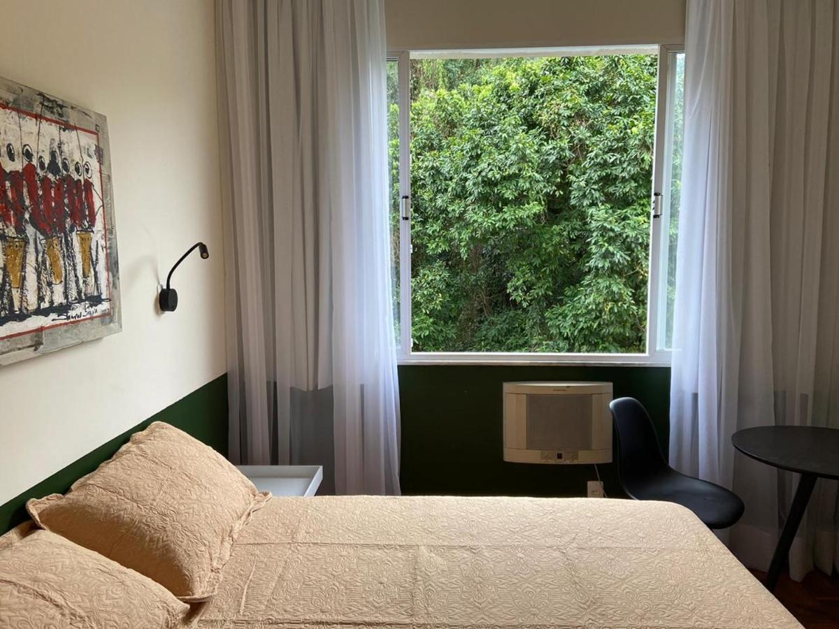 Apartamento Ap Copa, Qto E Sala C Vista Indevassável P/ *